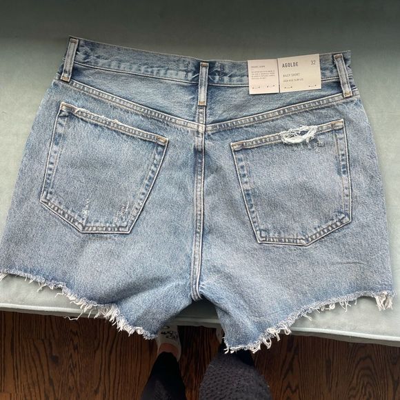 NWT AGOLDE Riley Shorts - Picture 5 of 8